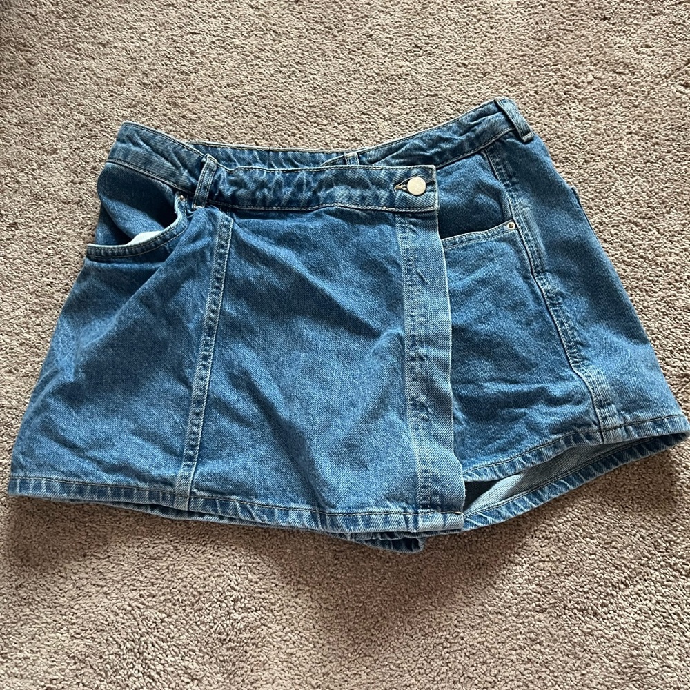 Zara denim skort medium
